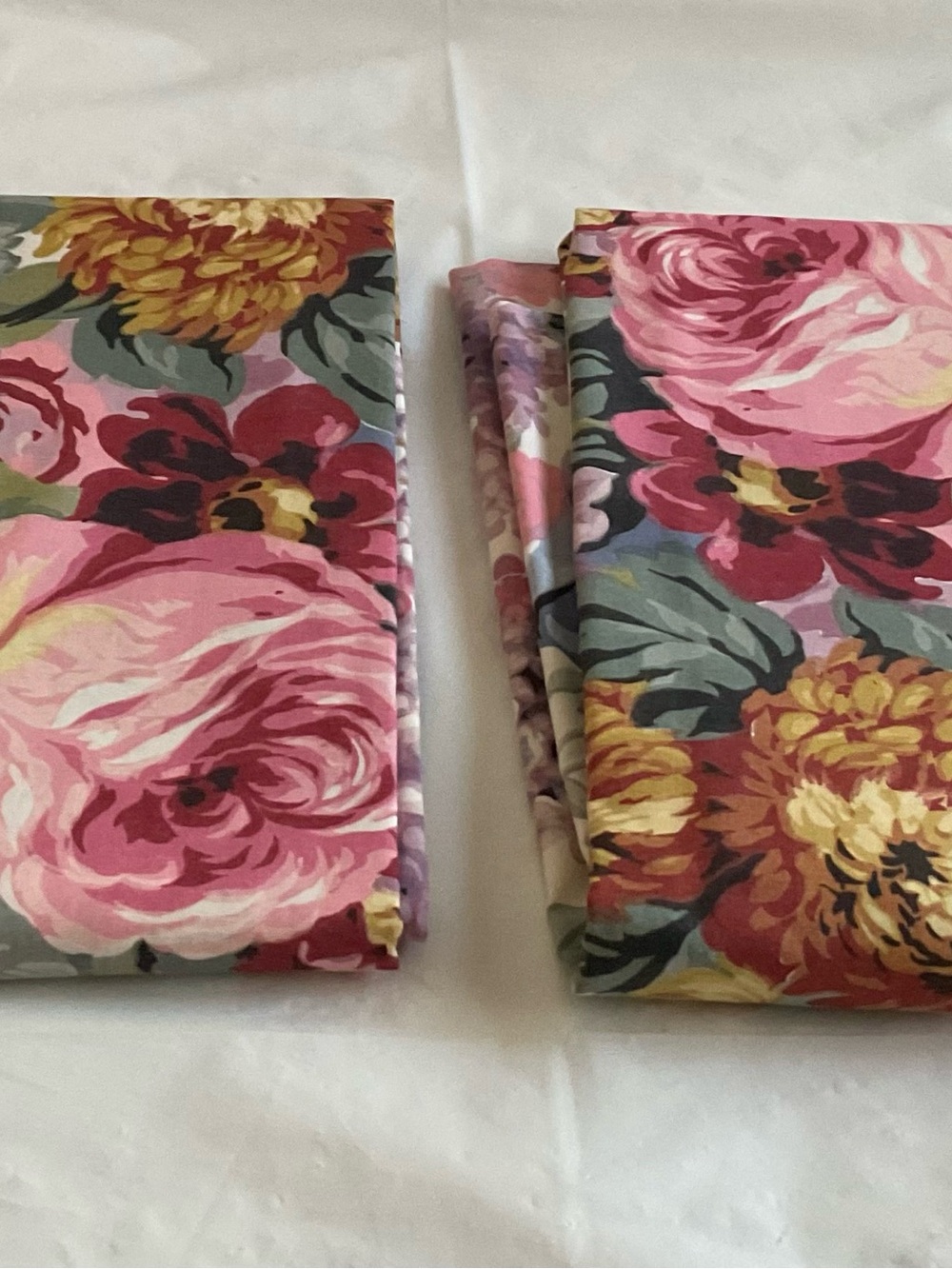 Vintage Set of 2 Ralph Lauren Allison Floral Standard Pillowcase- New